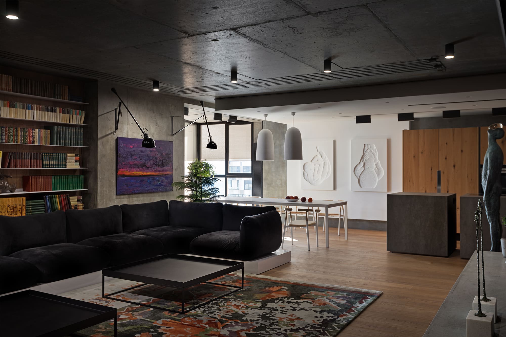 gallery item