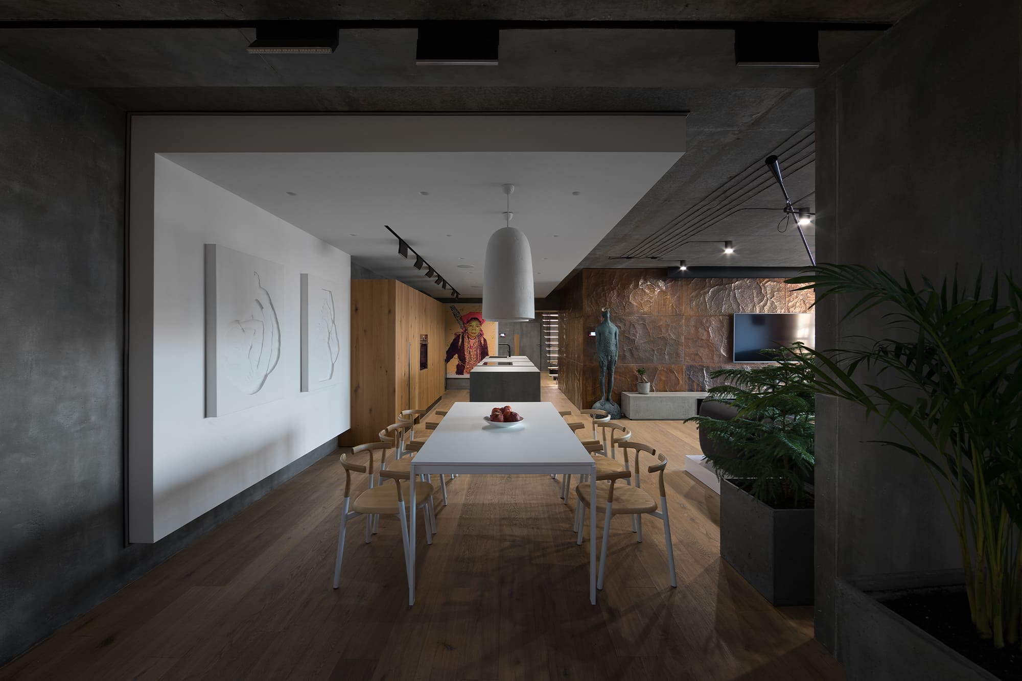 gallery item